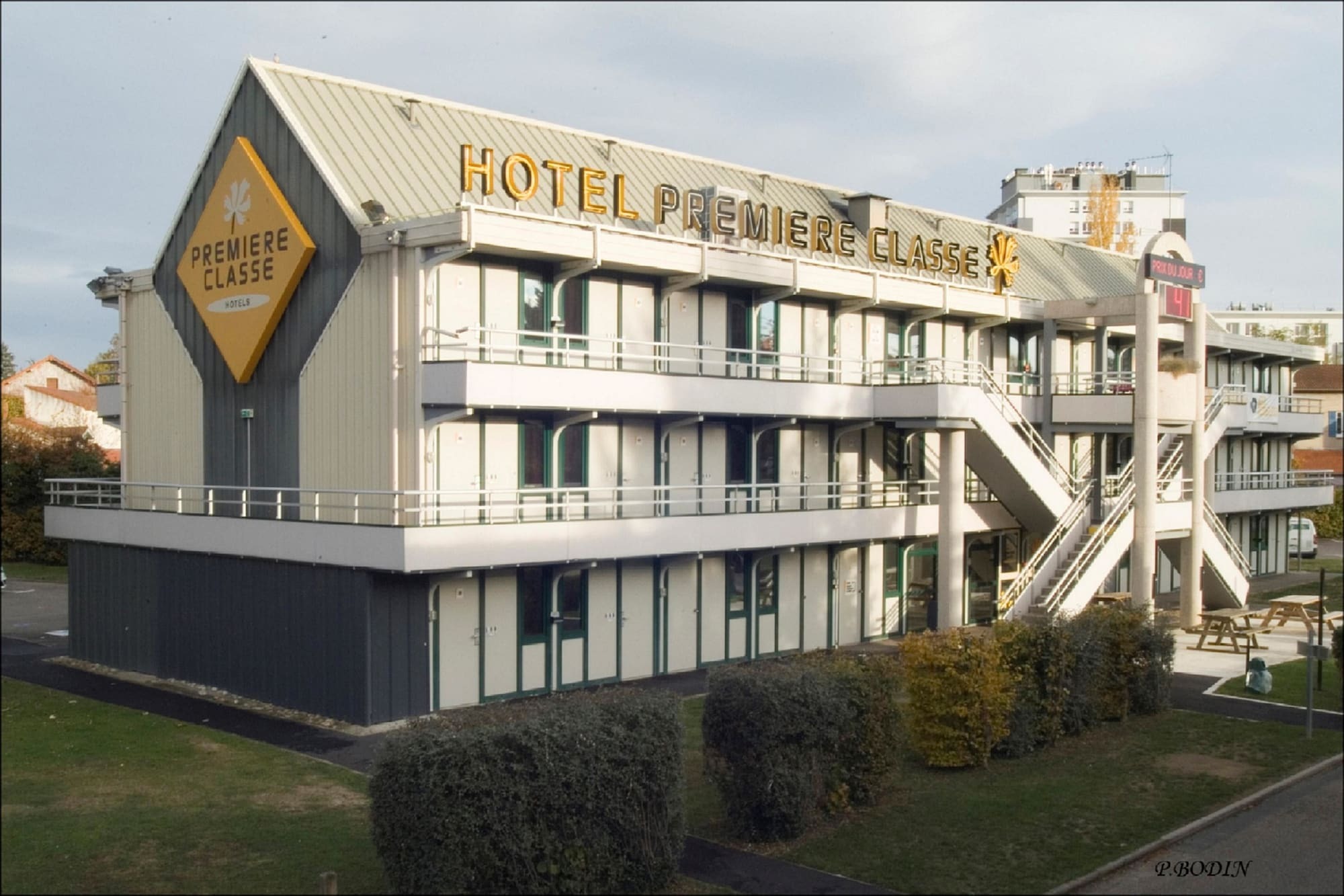 พรีเมียรคลาสวิชีเบลเลอไรฟเซอร์อลเลอร์ Hotel เบลเลอริฟ-ซูร์-อัลลิเยร์ ภายนอก รูปภาพ